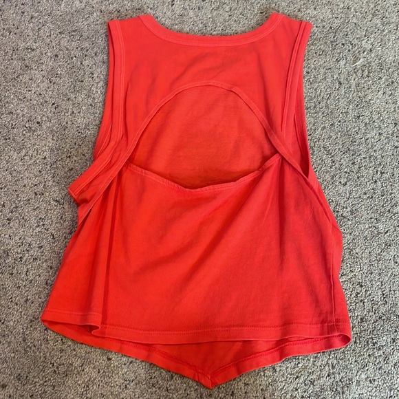 O’Neill women’s open back tank - Picture 4 of 4